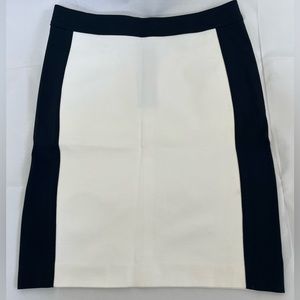 BANANA REPUBLIC Pencil Skirt. Size 6